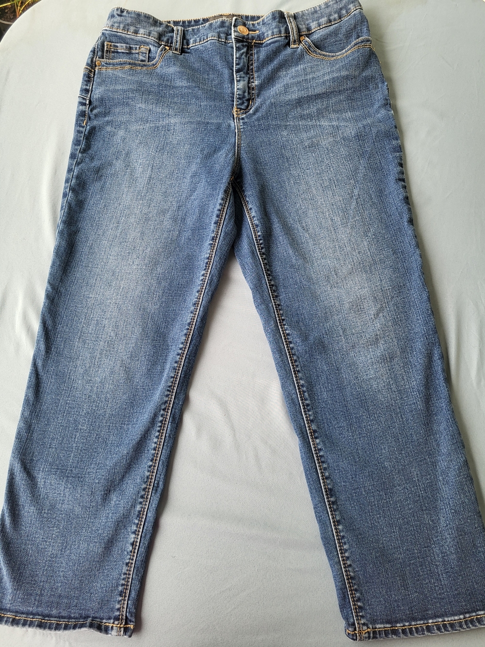 Chico's So Lifting Crop Jeans Medium Wash Size 8